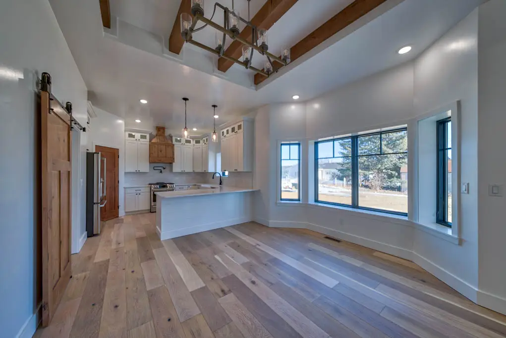 The Living Room of the 1908 Mountain Ranch design by Harvell Homes in Powell Wyoming
